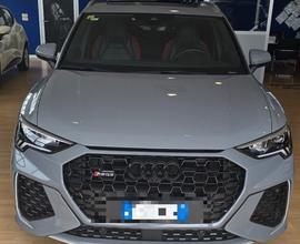 AUDI RS Q3 quattro S tronic