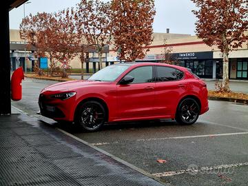 Alfa Romeo Stelvio Sprint - 2.2  190 CV AT8 Q4