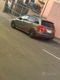 Classe b premium amg