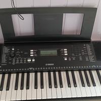  pianola Yamaha PSR-E373
