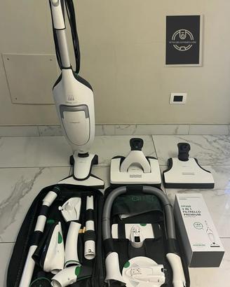 Folletto vk220s completa di tutto in garanzia