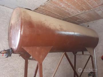 Cisterna gasolio in ferro 1200Lt H2.80Mt
