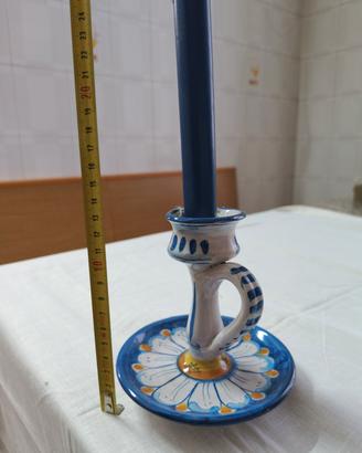 bugia in ceramica con manico porta candela 