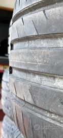 Set 4 gomme estive 215/45 R17 quasi nuove
