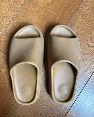 Adidas Yeeze Slide