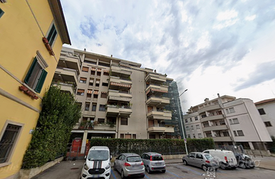 Sei locali a prato con cantina