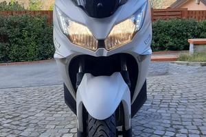 scooter j300 bianco 