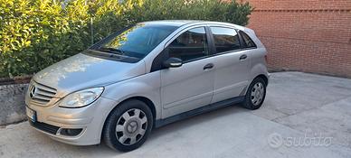 MERCEDES CLASSE B  ANNO 2007