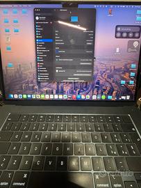 Mac book air 15”