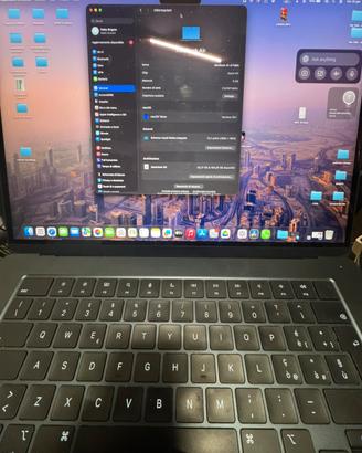 Mac book air 15”