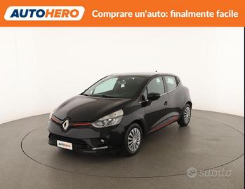 RENAULT Clio SM08701
