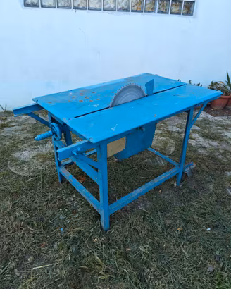 Sega circolare da banco per taglio legna