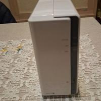 NAS SYNOLOGY DS115J con Hard disk 1 TB.