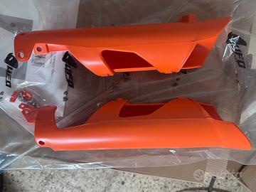 Parasteli Ufo Plast per KTM SX