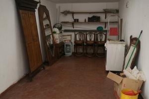 Box auto a Vittuone zona stazione