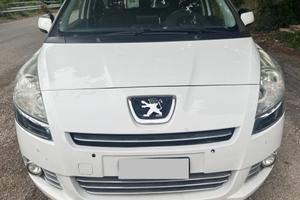 RICAMBI E MOTORE PEUGEOT 5008