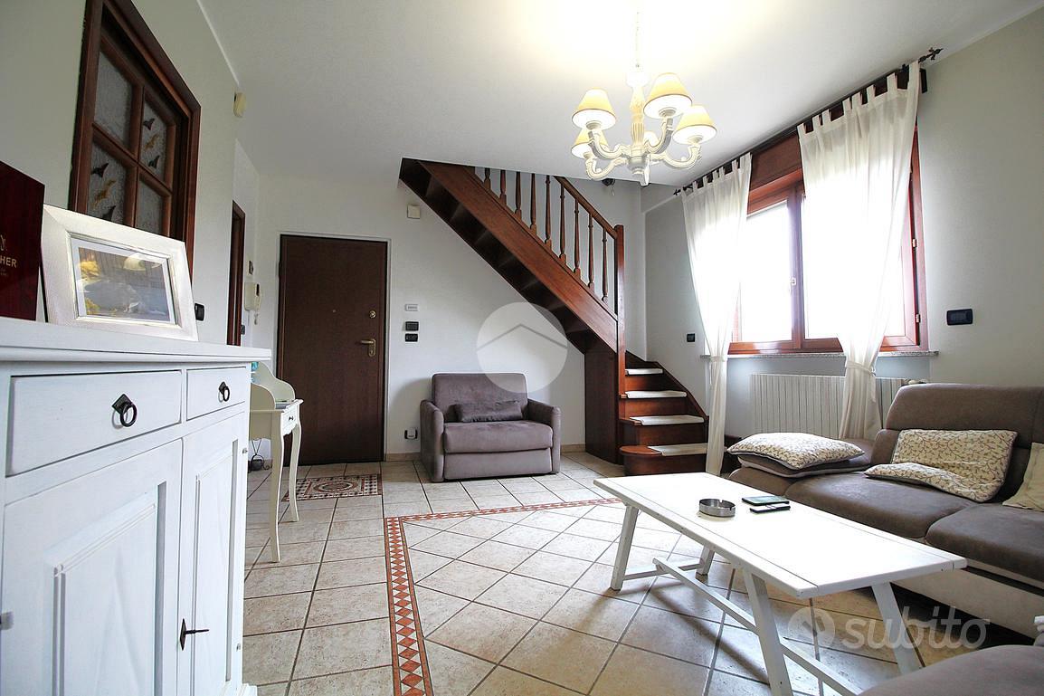 6 LOCALI A BRANDIZZO - Vista 3