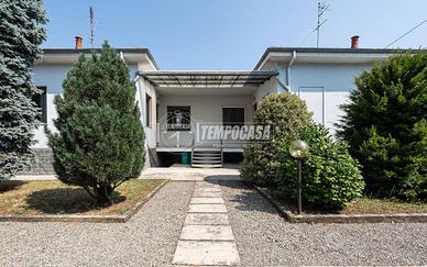 Villa Bifamiliare a Solaro Vicolo SIOLI 6 locali