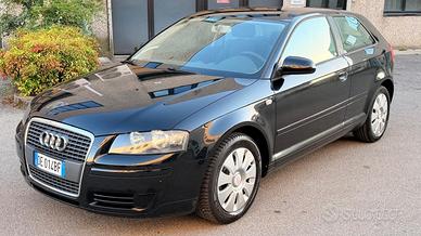 Audi A3 1.6 16V FSI Ambition