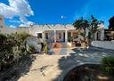 triscina-villetta-con-giardino-e-vista-mare
