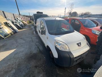 PEUGEOT BIPPER 2011 MOTORE 199A9000 PER RICAMBI