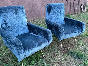 Coppia di poltrone anni 60 rifoderate