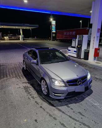 Mercedes c220 Coupé 