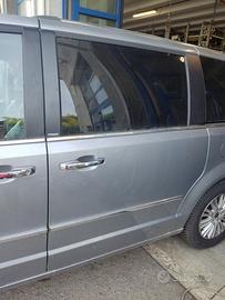Porta laterale sx nuda LANCIA VOYAGER del 2013