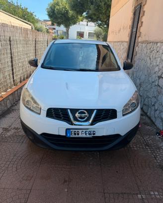 Nissan qashqai 2.0 diesel 2010