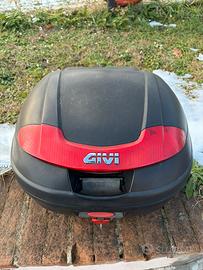 Bauletto scooter givi