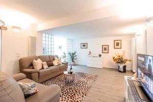 Appartamento in villa Riccione 150mt. da spia