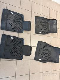 Tappetini in gomma BMW serie 8 + vasca baule