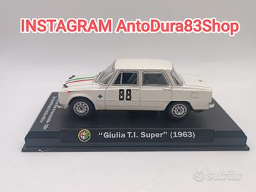 Modellino Auto Alfa Romeo 