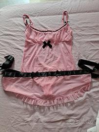 Completo notte Babydoll rosa in pizzo con minigonn