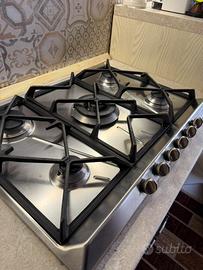 Piano cottura Smeg 5 fuochi – Acciaio Inox