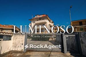 Appartamento di 100 m² con 4 locali a Catanzaro