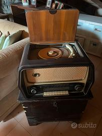 Radio con giradischi anni 50