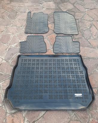 Tappetini auto per Peugeot 2008 1° serie