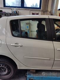 Porta posteriore dx RENAULT CLIO del 2011