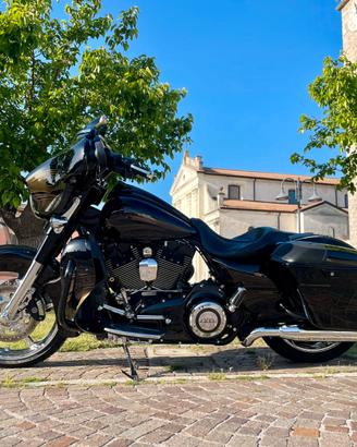 Harley Davidson 110 Street Glide CVO