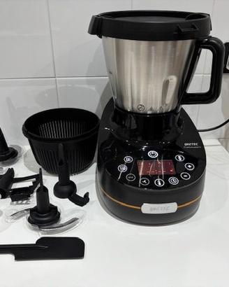 Robot da cucina con cottura