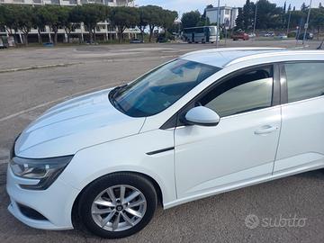Megane SW N.1 AUTOCARRO