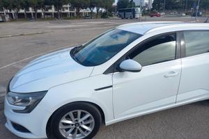 Megane SW N.1 AUTOCARRO
