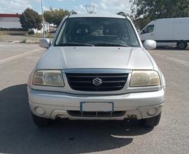 Suzuki Grand Vitara 4x4 suv jeep fuoristrada