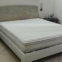 Letto matrimoniale 160x190 + rete a doghe Ennerev