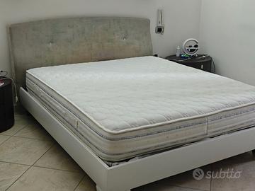 Letto matrimoniale 160x190 + rete a doghe Ennerev