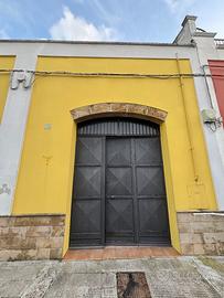 Garage appartamento due stanze a volta