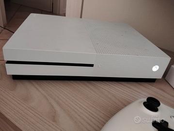 xbox One s 1TB + 2 GIOCHI + CARICA JOYSTICK 