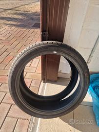 Pneumatico 225/40 R18