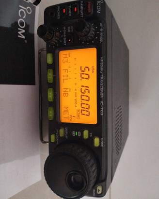 ICOM 703 Plus